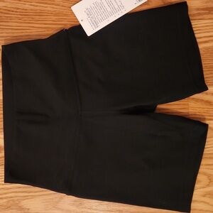 Lululemon Black Align Shorts NWT